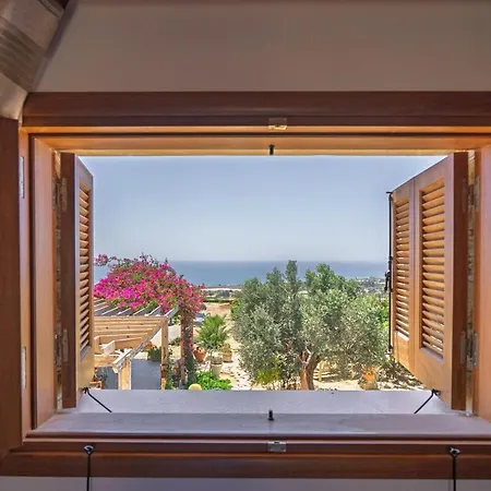 Margarita's Garden Seaview House In Ayios Theodoros Larnaca *